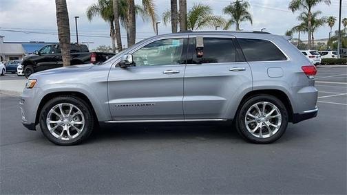 Photo 4 of 35 of 2020 Jeep Grand Cherokee Summit