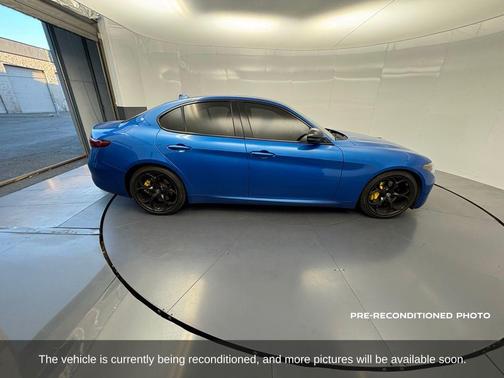 2019 Alfa Romeo Giulia Base