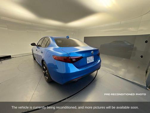 2019 Alfa Romeo Giulia Base
