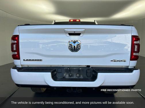 2024 RAM 2500 Laramie Crew Cab 4x4 6'4' Box