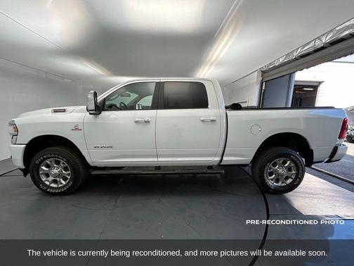2024 RAM 2500 Laramie Crew Cab 4x4 6'4' Box