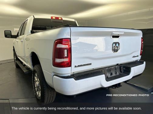 2024 RAM 2500 Laramie Crew Cab 4x4 6'4' Box