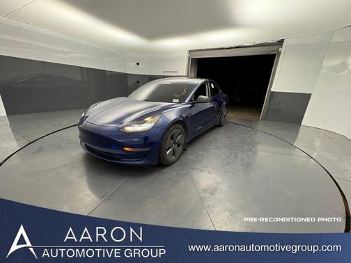 2022 Tesla Model 3 Standard Range
