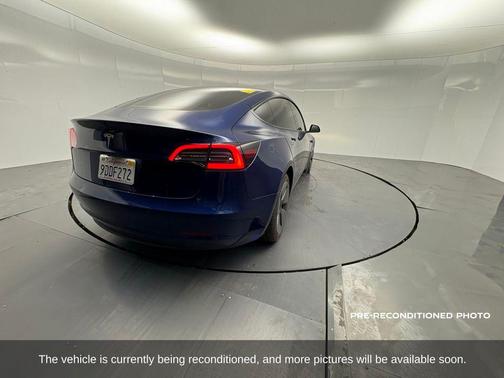 2022 Tesla Model 3 Standard Range