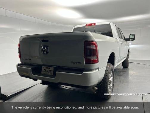 2024 RAM 2500 Laramie Crew Cab 4x4 6'4' Box