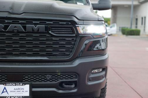 2026 RAM 1500 Warlock Crew Cab 4x4 5'7' Box