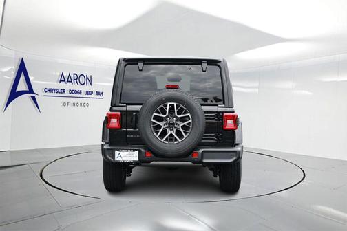 Black Clearcoat 2026 Jeep Wrangler 4-Door Sahara 4x4