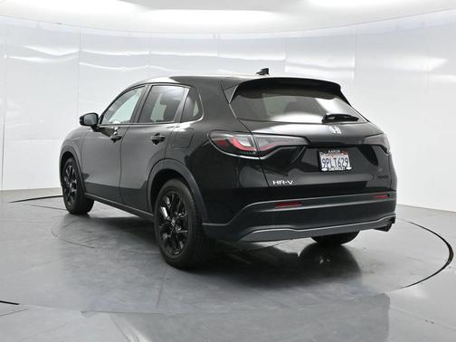 Crystal Black Pearl 2025 Honda HR-V 2WD Sport