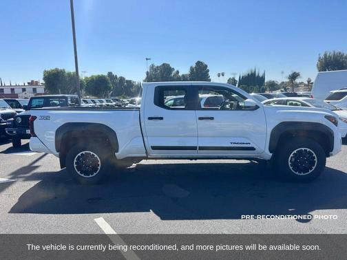 Ice Cap 2024 Toyota Tacoma TRD Sport