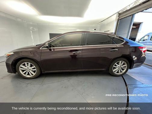 2013 Toyota Avalon XLE Premium