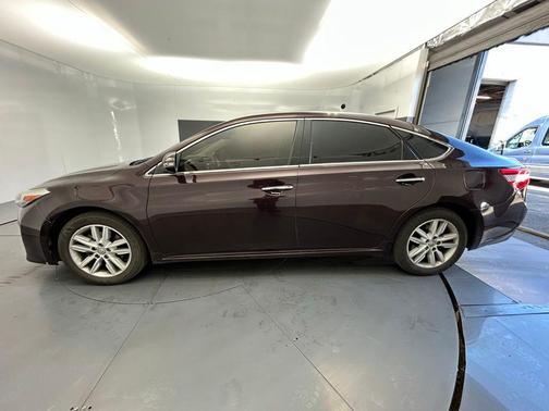 2013 Toyota Avalon XLE Premium