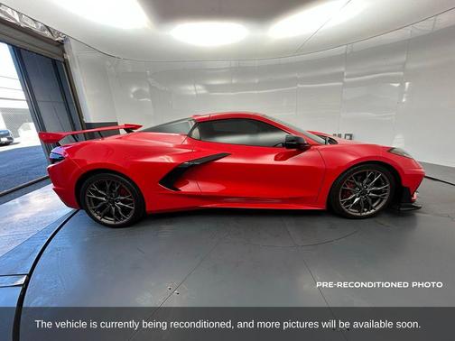 2024 Chevrolet Corvette Stingray w/2LT