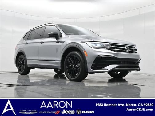 2022 Volkswagen Tiguan 2.0T SE R-Line Black