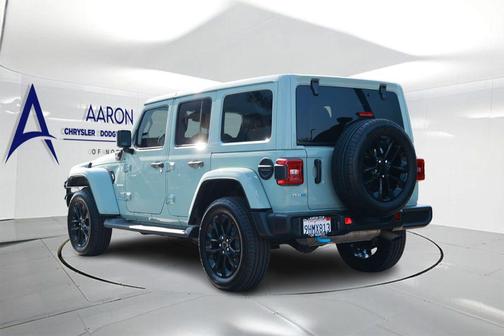 Earl Clearcoat 2024 Jeep Wrangler 4xe Sahara