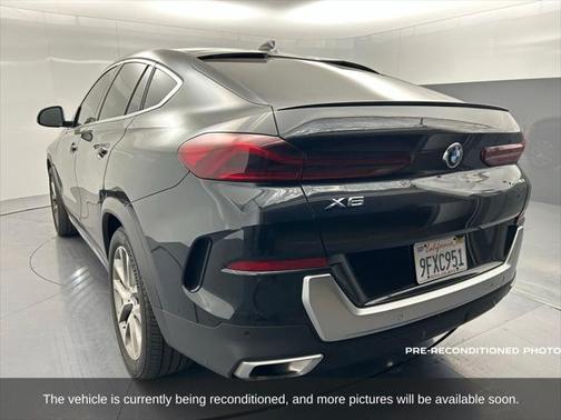 2023 BMW X6 xDrive40i