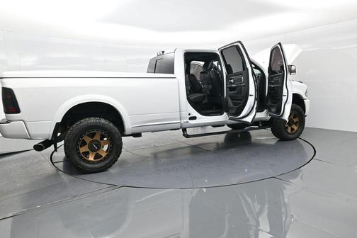 2018 RAM 2500 Limited Crew Cab 4x4 8' Box