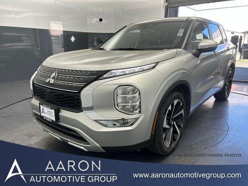 2023 Mitsubishi Outlander SE Special Edition 2WD