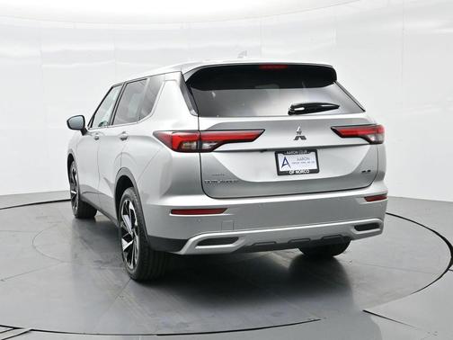 2023 Mitsubishi Outlander SE Special Edition 2WD