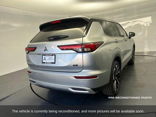 2023 Mitsubishi Outlander SE Special Edition 2WD