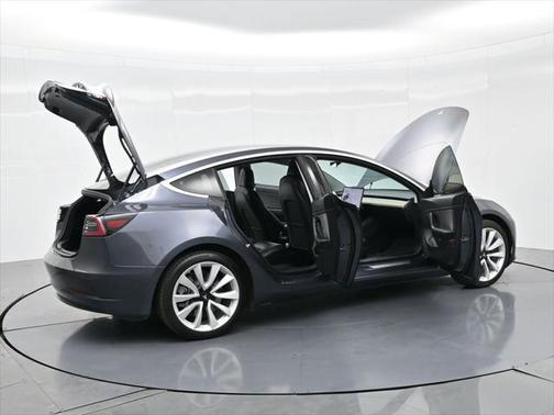 2020 Tesla Model 3 Standard Range