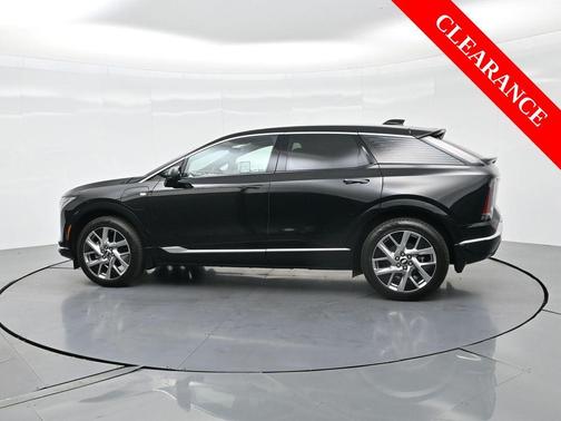 2025 Cadillac OPTIQ Luxury 1 AWD