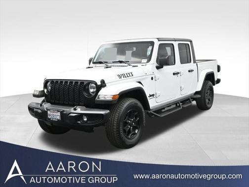 2021 Jeep Gladiator Sport
