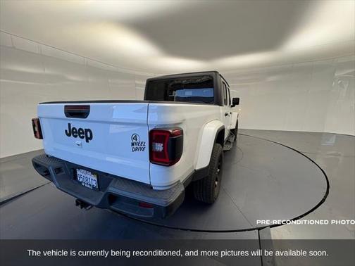 2021 Jeep Gladiator Sport