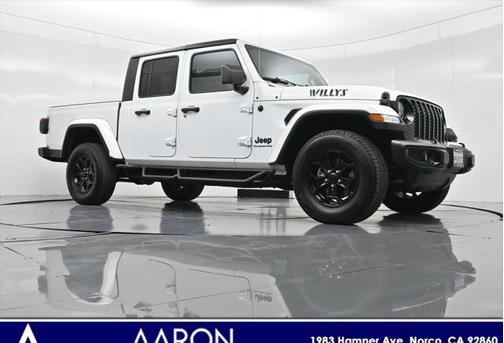 2021 Jeep Gladiator Sport