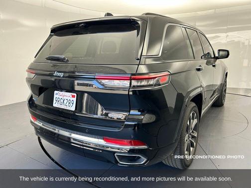2022 Jeep Grand Cherokee 4xe Overland
