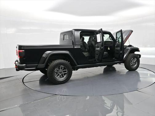 2025 Jeep Gladiator Mojave X