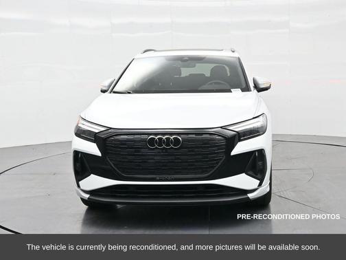 2024 Audi Q4 e-tron Premium Plus 55 quattro