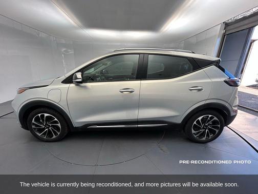 2022 Chevrolet Bolt EUV FWD Premier