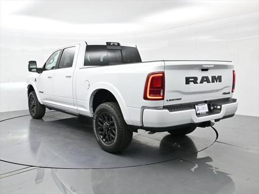 2025 RAM 3500 Limited Crew Cab 4x4 6'4' Box