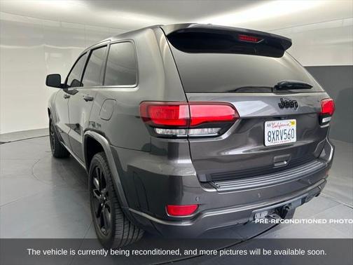 2021 Jeep Grand Cherokee Laredo