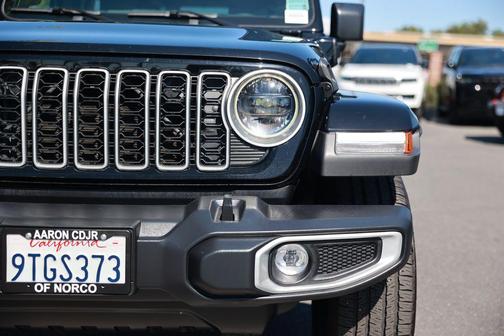Black Clearcoat 2025 Jeep Wrangler 4xe Sahara