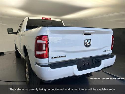 2024 RAM 2500 Laramie Crew Cab 4x4 6'4' Box