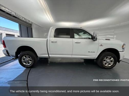 2024 RAM 2500 Laramie Crew Cab 4x4 6'4' Box