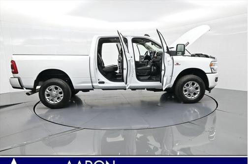 2024 RAM 2500 Laramie Crew Cab 4x4 6'4' Box