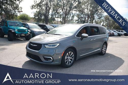 2023 Chrysler Pacifica L