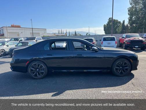 Black Sapphire Metallic 2023 BMW 760 i xDrive