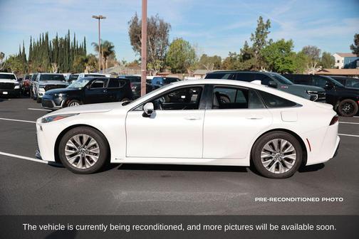 2024 Toyota Mirai Base