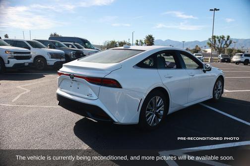 2024 Toyota Mirai Base