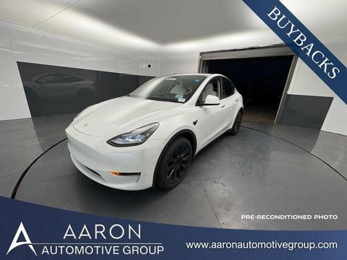 2022 Tesla Model Y Long Range Dual Motor All-Wheel Drive