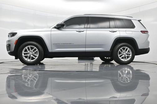 2022 Jeep Grand Cherokee L Laredo