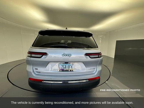 2022 Jeep Grand Cherokee L Laredo