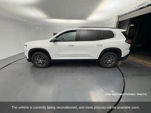 2025 GMC Acadia AWD Elevation