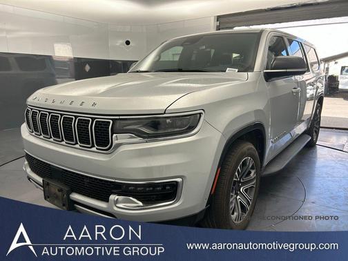 2024 Jeep Wagoneer L Series II 4x2
