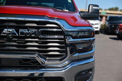 Molten Red 2026 RAM 2500 Big Horn Crew Cab 4x4 6'4' Box
