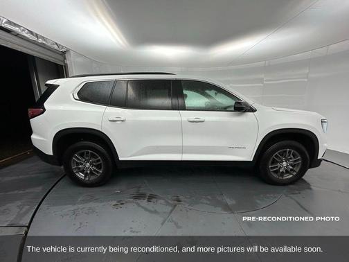 2025 GMC Acadia FWD Elevation