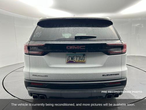 2025 GMC Acadia FWD Elevation